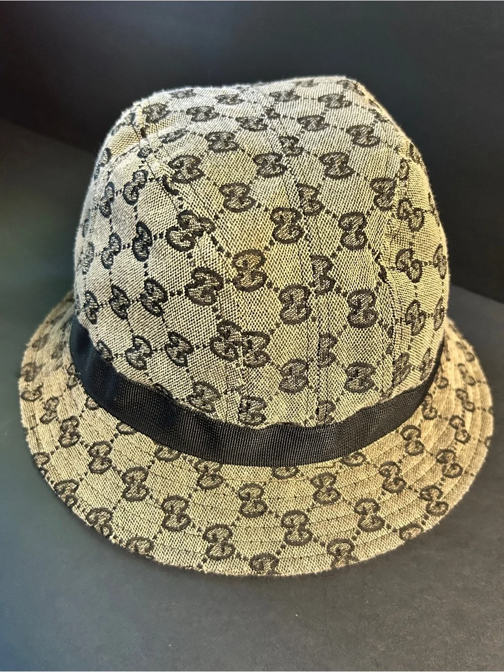 Authentic Gucci Bucket Hat - Men - Size L - Great Condition